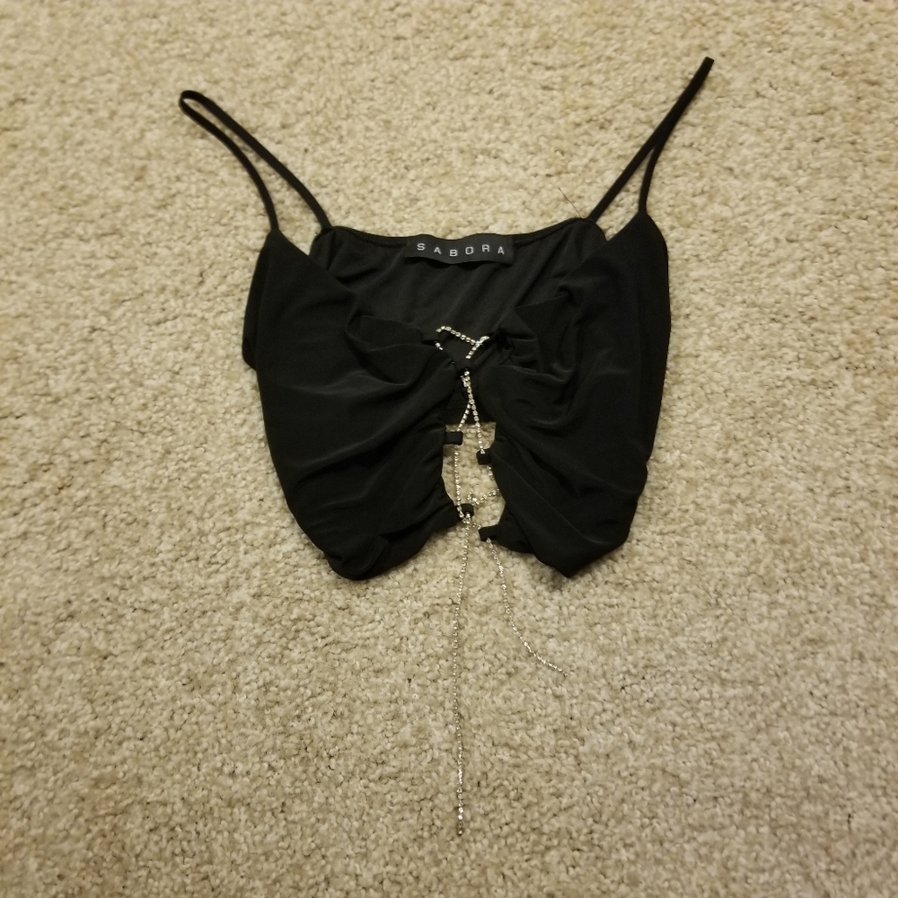 SABORA Black Spaghetti Straped Crop Top